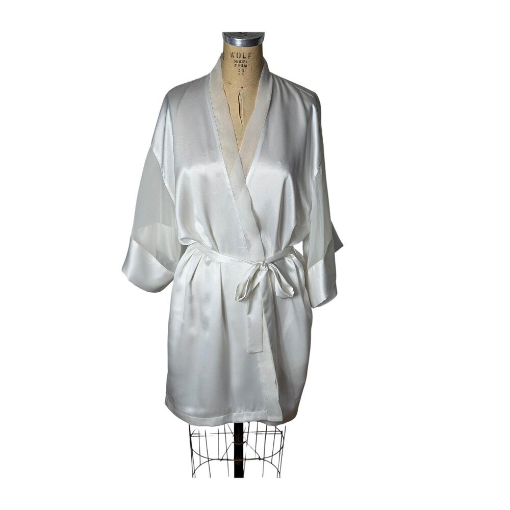 1990s womens white robe by Victoria's Secret Gold Label One Size